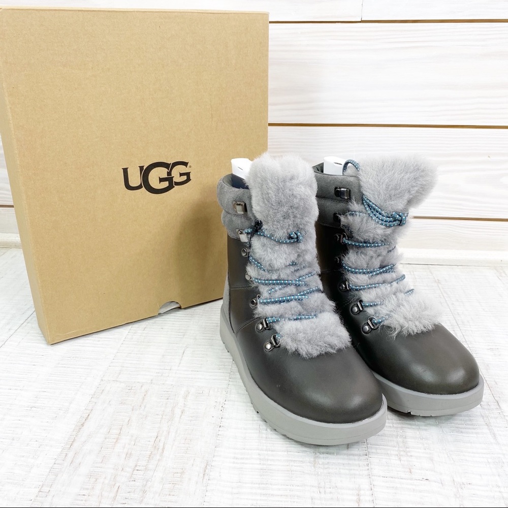 UGG Viki Genuine Sheepskin Waterproof Boot 6 New